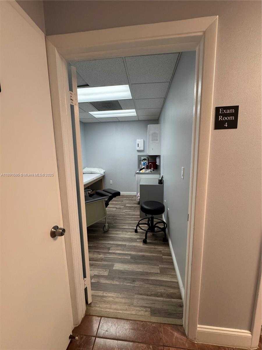 Small Image of 9000 SOUTH WEST 152ND ST, Palmetto Bay Number 29