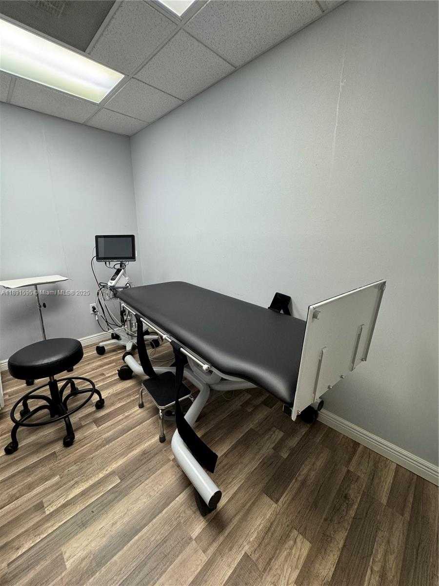 Small Image of 9000 SOUTH WEST 152ND ST, Palmetto Bay Number 30