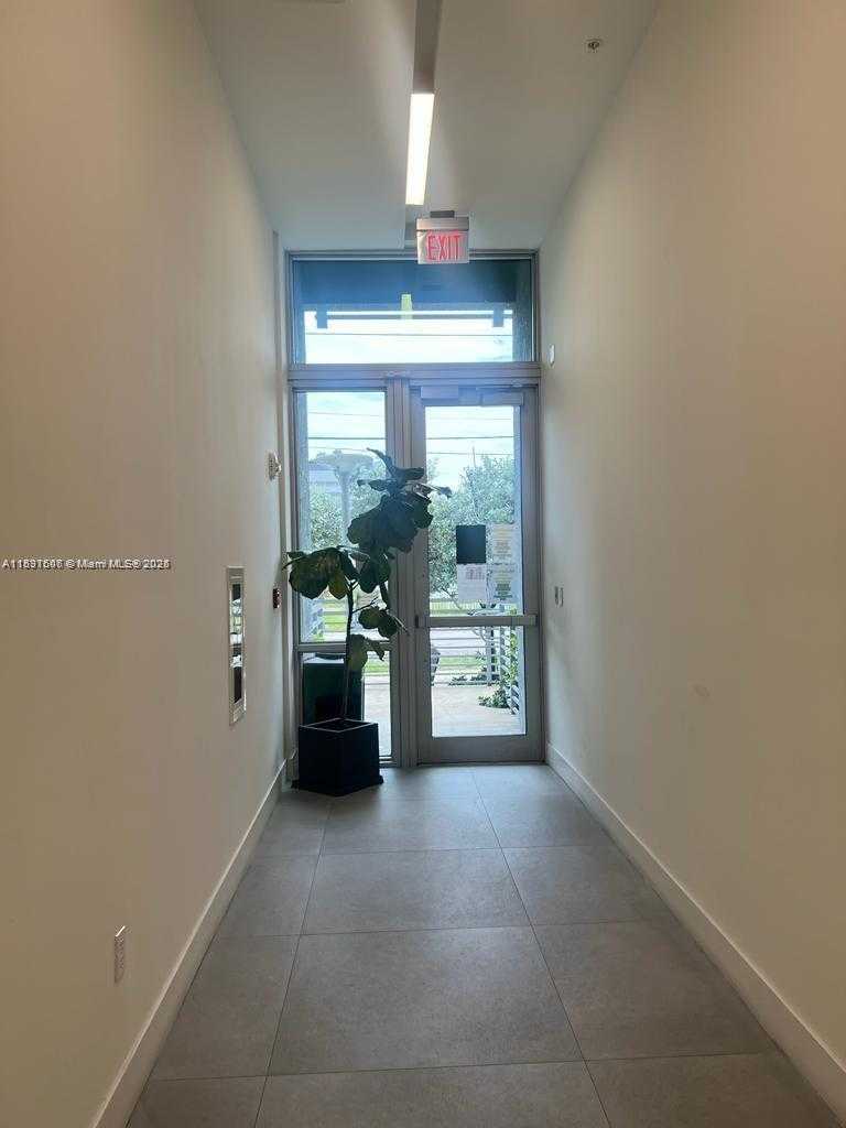 Small Image of 800 SOUTH EAST 4TH AVE #109, Hallandale Beach Number 12