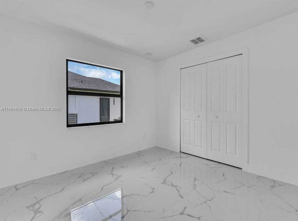 Small Image of 4913 LEONARD BLVD S, Lehigh Acres Number 10