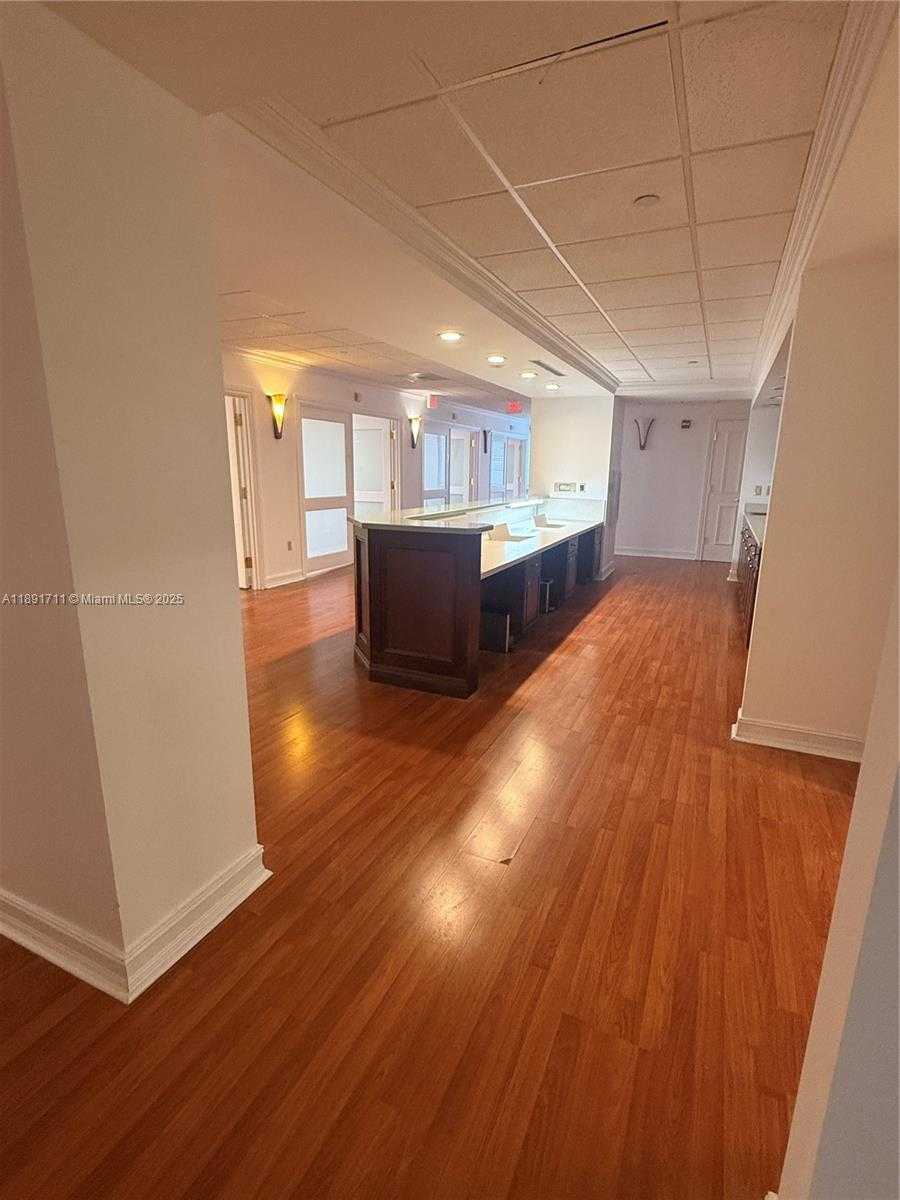 Small Image of Miami Beach Number 4