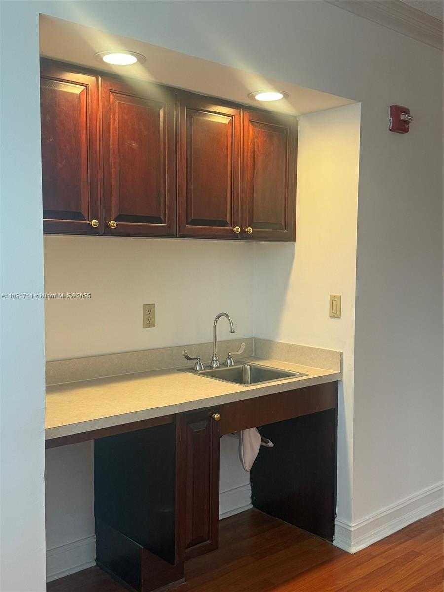 Small Image of Miami Beach Number 6