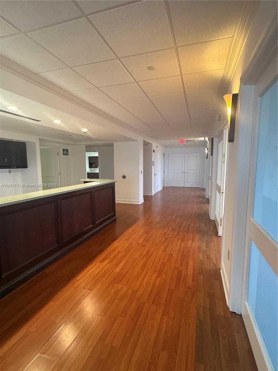 Small Image of Miami Beach Number 7