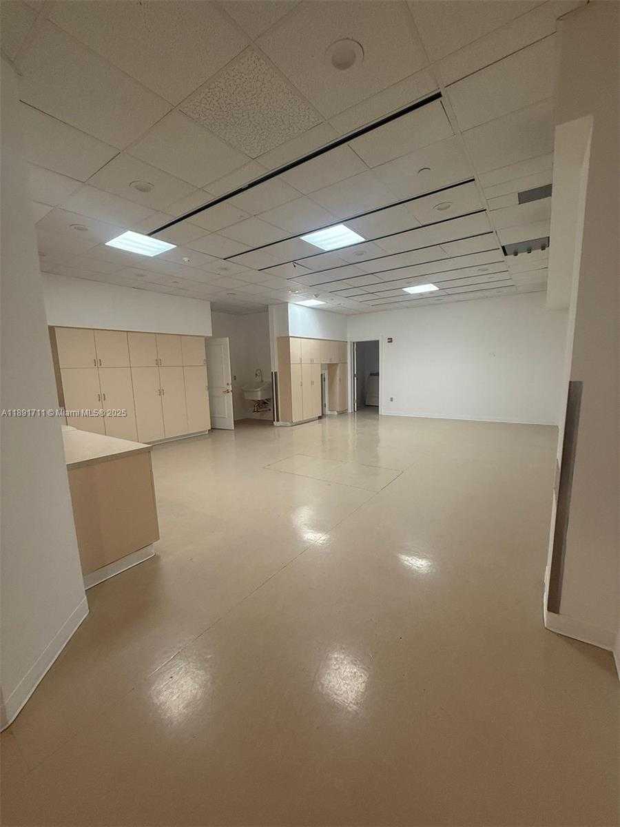 Small Image of Miami Beach Number 9