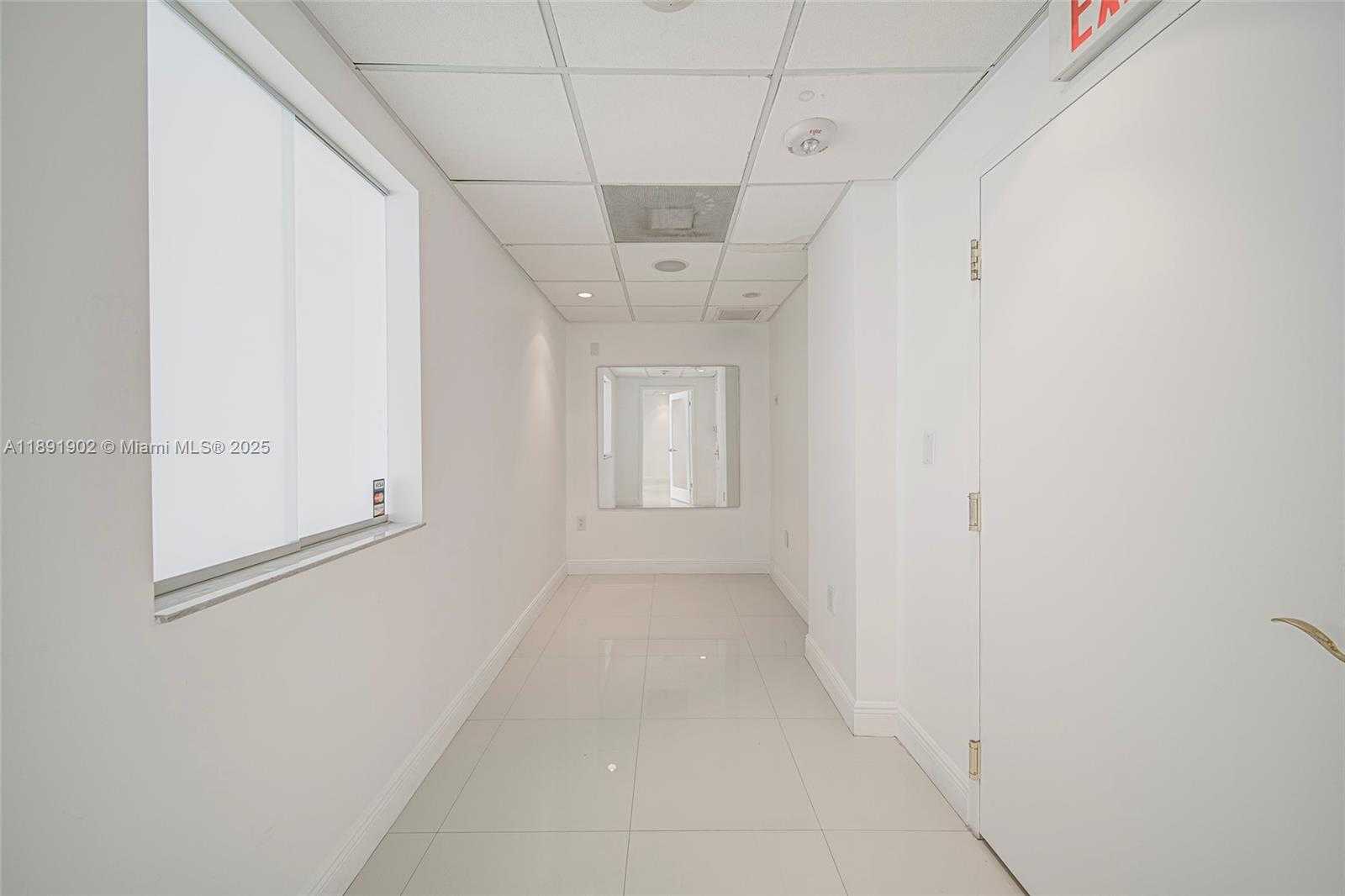 Small Image of 814 PONCE DE LEON BLVD #304, Coral Gables Number 10