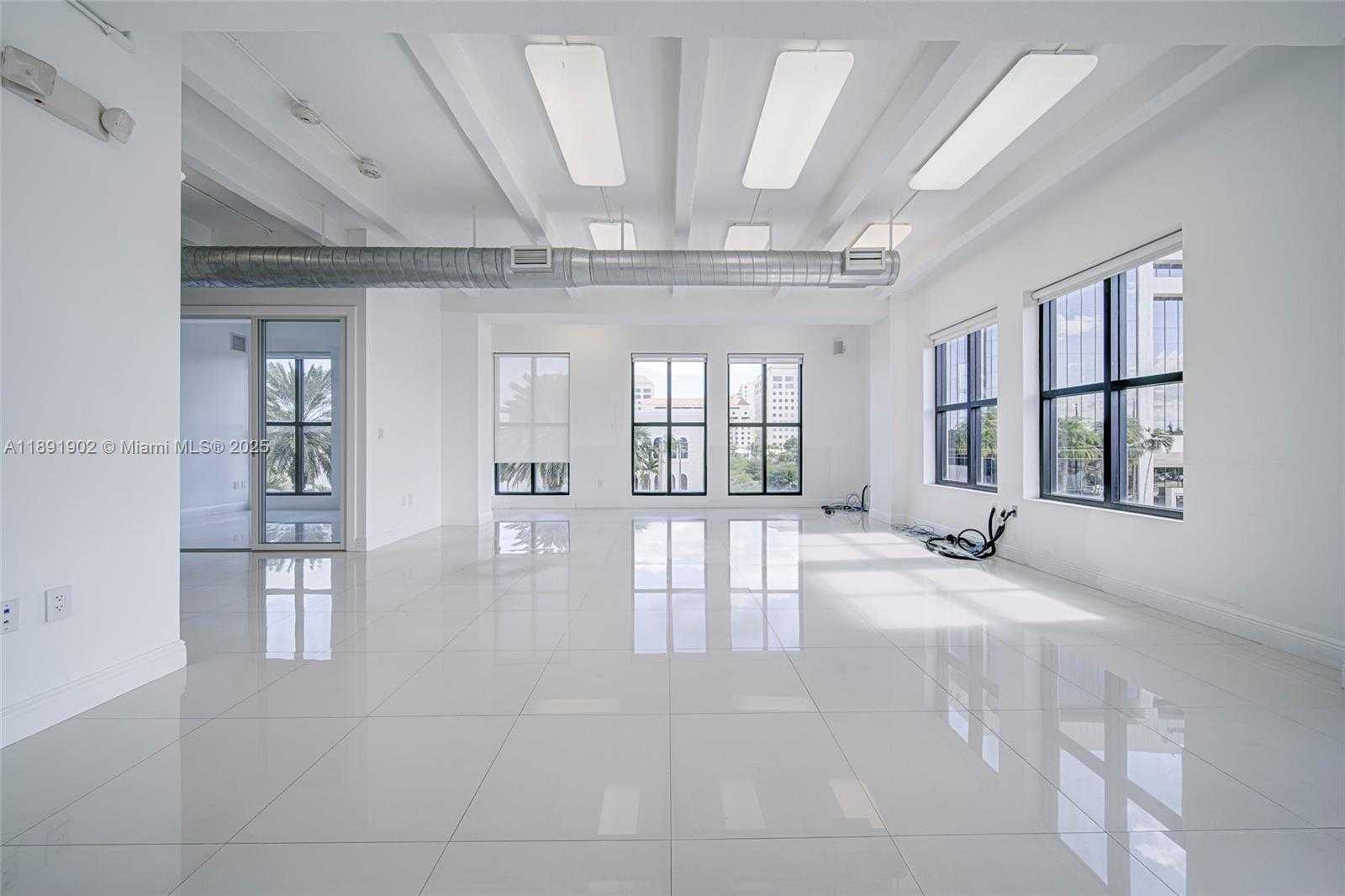 Small Image of 814 PONCE DE LEON BLVD #304, Coral Gables Number 5