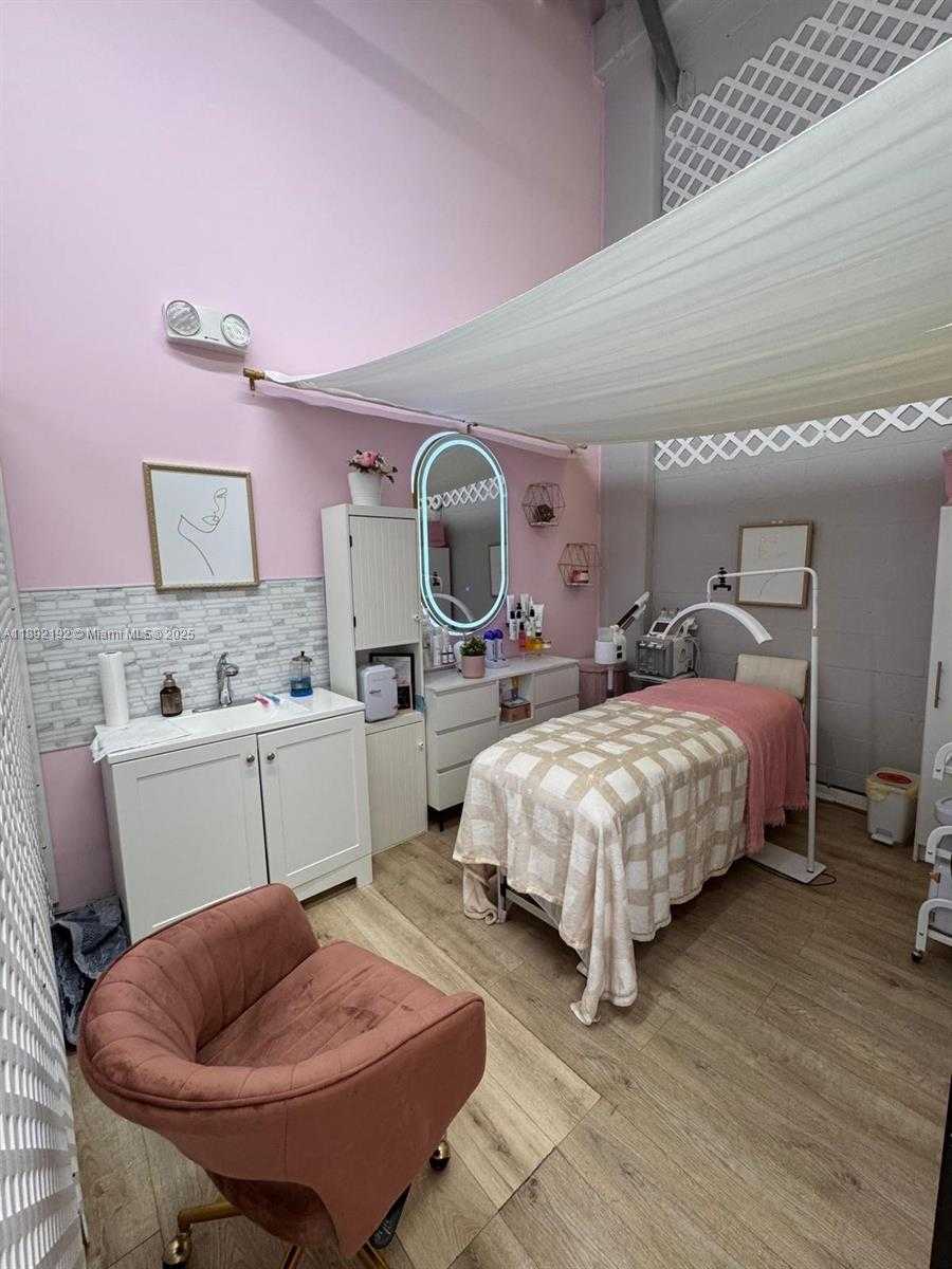 Small Image of 10890 NORTH WEST 17TH ST #123, Sweetwater Number 24