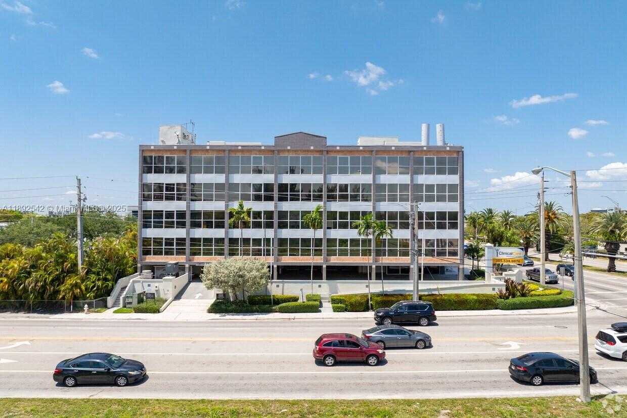 Small Image of 1400 NORTH WEST 107TH AVE #206, Sweetwater Number 19