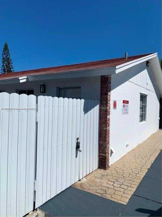 Small Image of 333 SOUTH EAST 23RD AVE, Boynton Beach Number 4