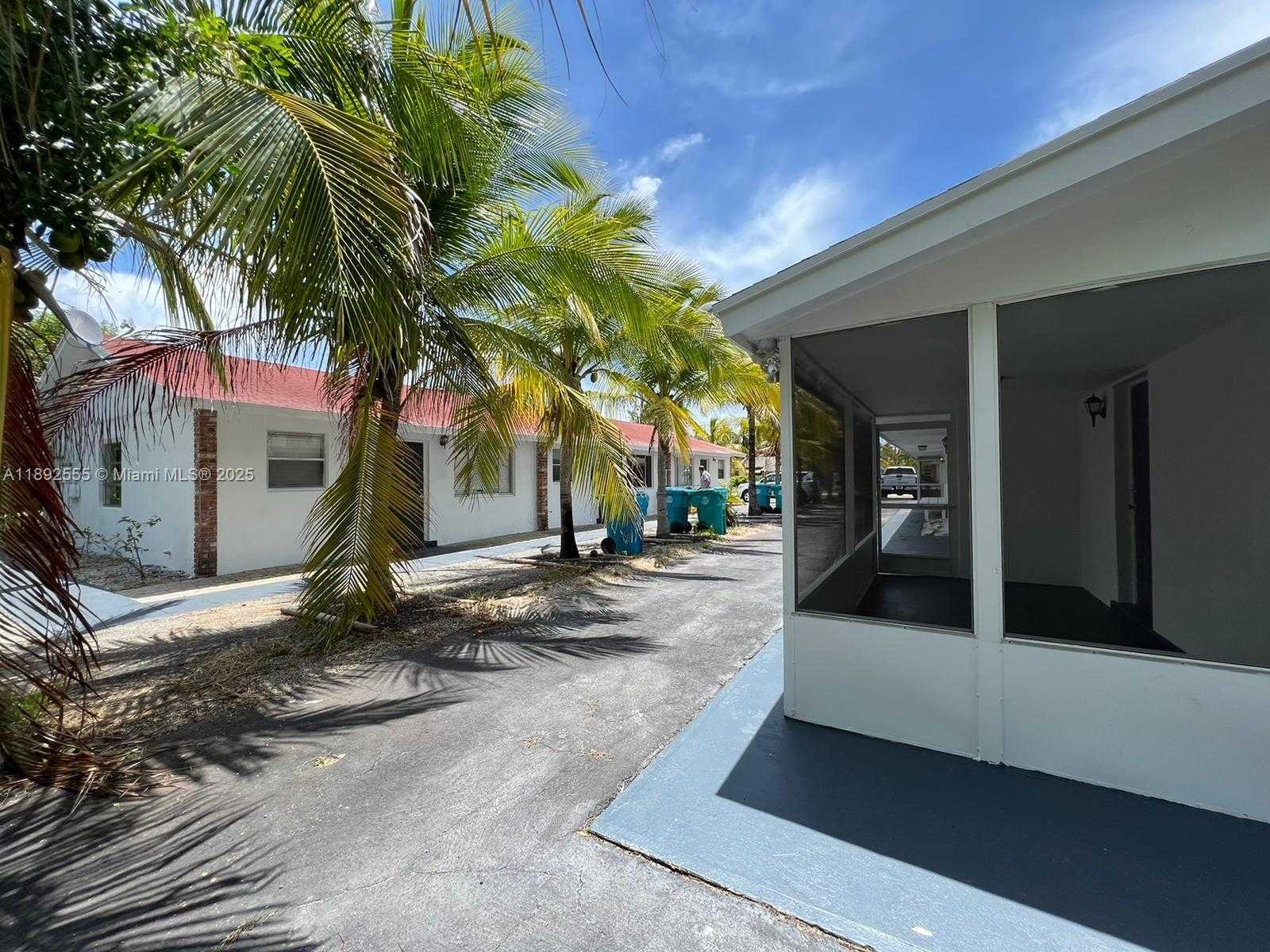 Small Image of 333 SOUTH EAST 23RD AVE, Boynton Beach Number 5