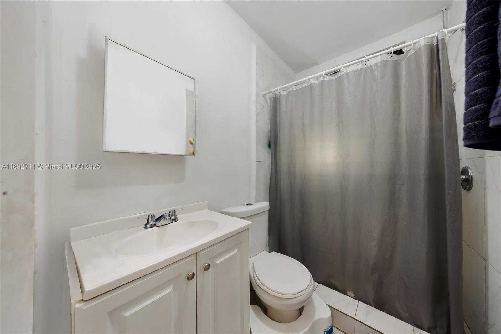 Small Image of 2028 SOUTH WEST 6TH ST, Miami Number 11