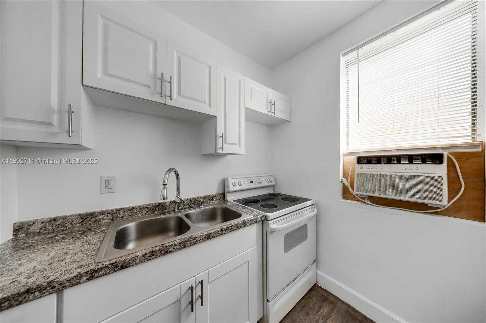 Small Image of 2028 SOUTH WEST 6TH ST, Miami Number 6