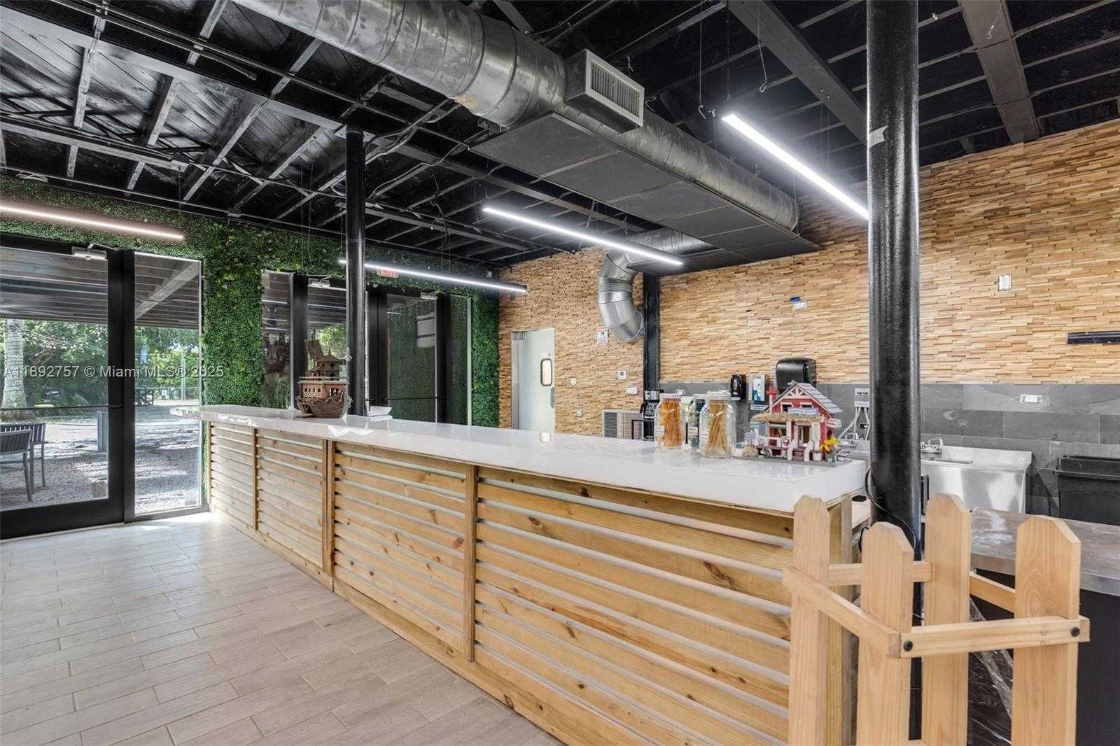 Small Image of 23175 SOUTH WEST NARANJA RD, Miami Number 4