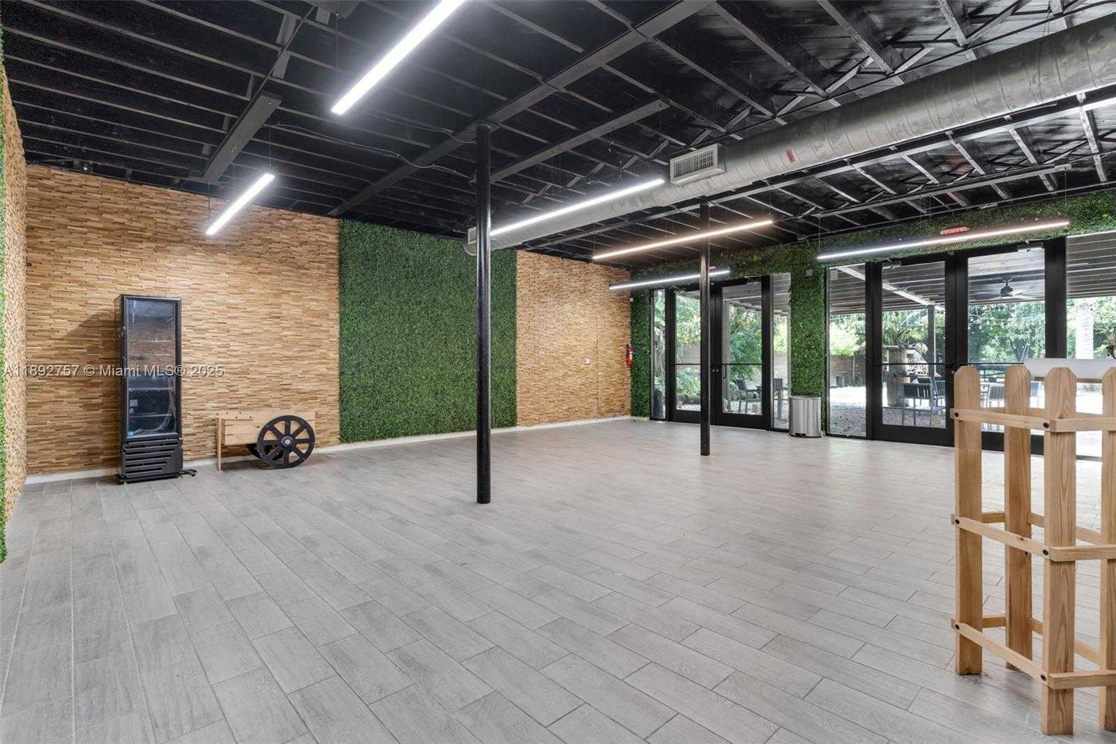 Small Image of 23175 SOUTH WEST NARANJA RD, Miami Number 6