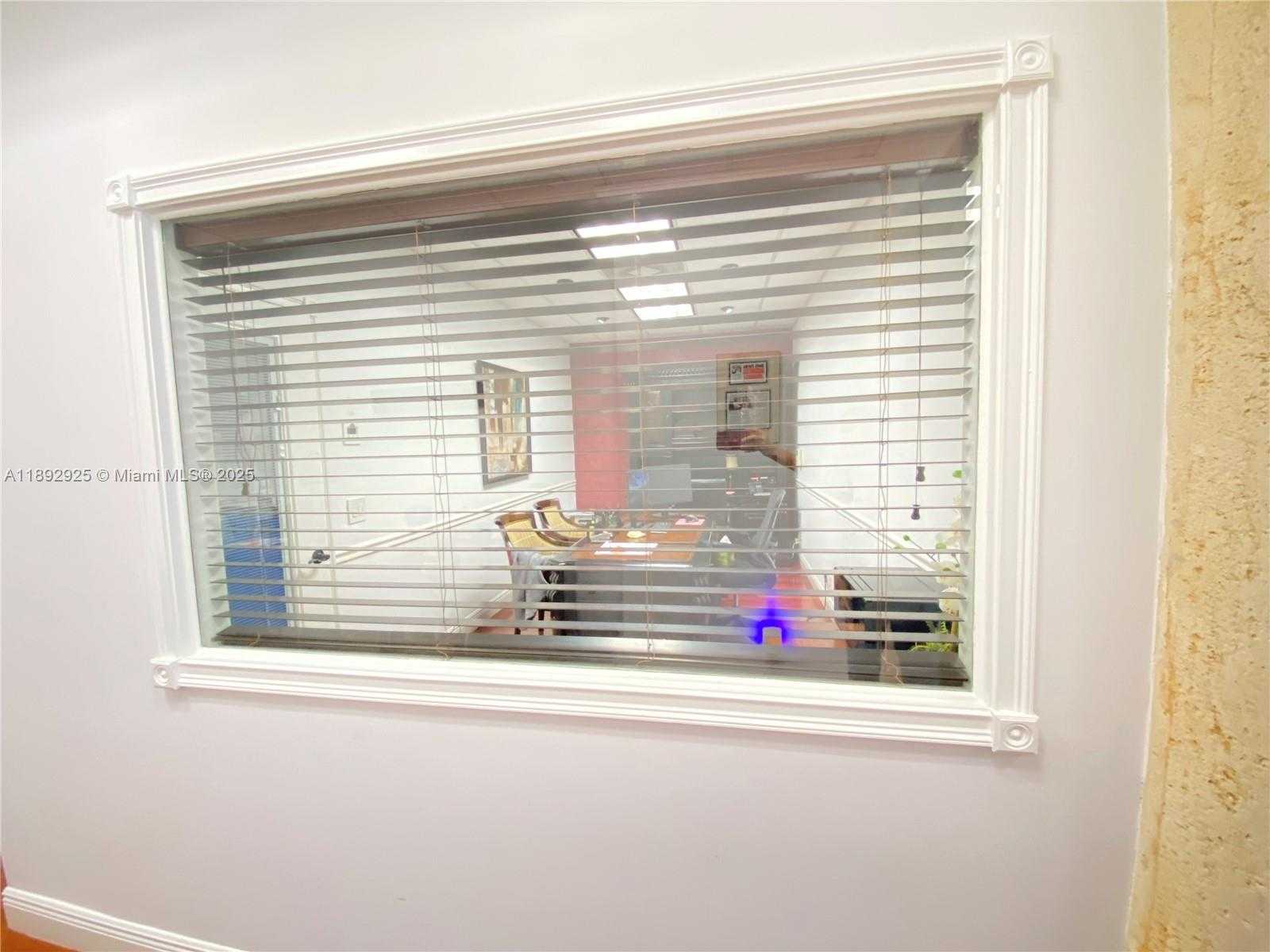 Small Image of 47 NORTH KROME AVE, Homestead Number 4