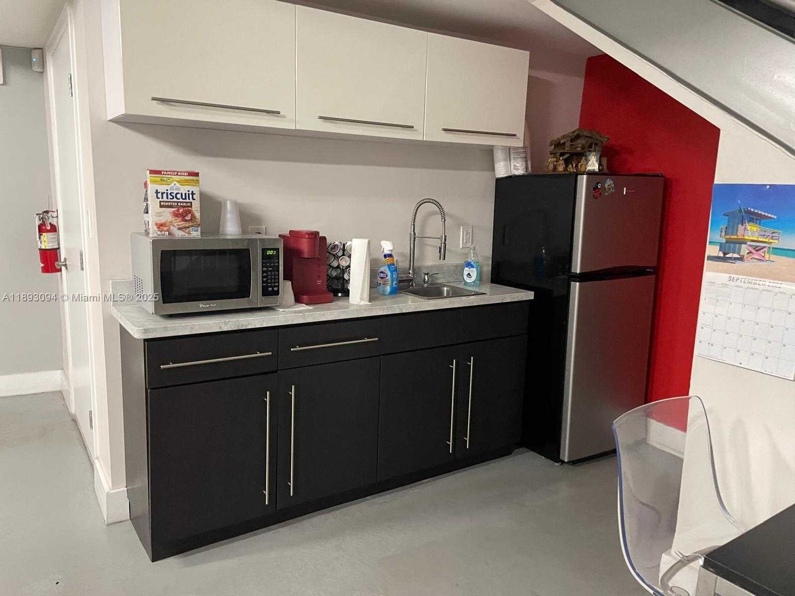 Small Image of 10820 NORTH WEST 138TH ST #1-C, Hialeah Gardens Number 4