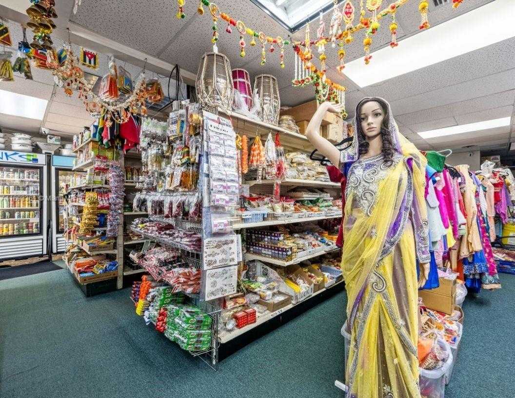 Small Image of 715 NORTH STATE ROAD 7, Margate Number 3