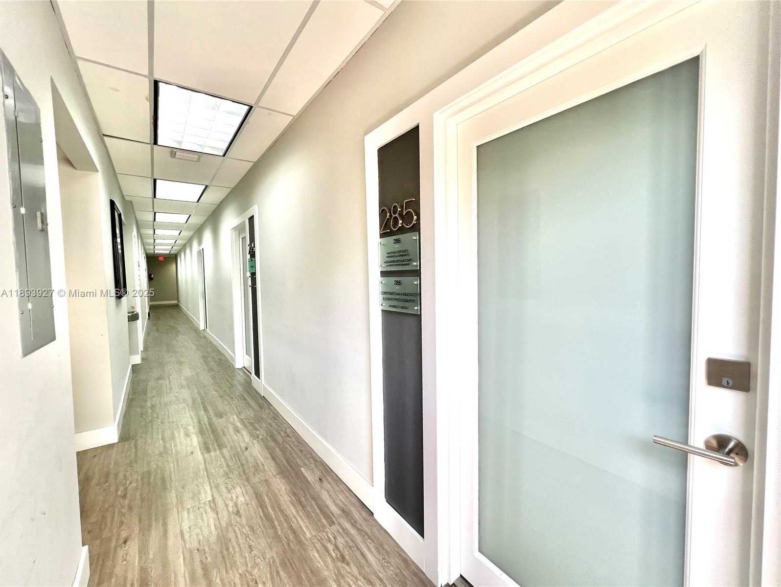 Small Image of 2625 PONCE DE LEON BLVD #285, Coral Gables Number 2