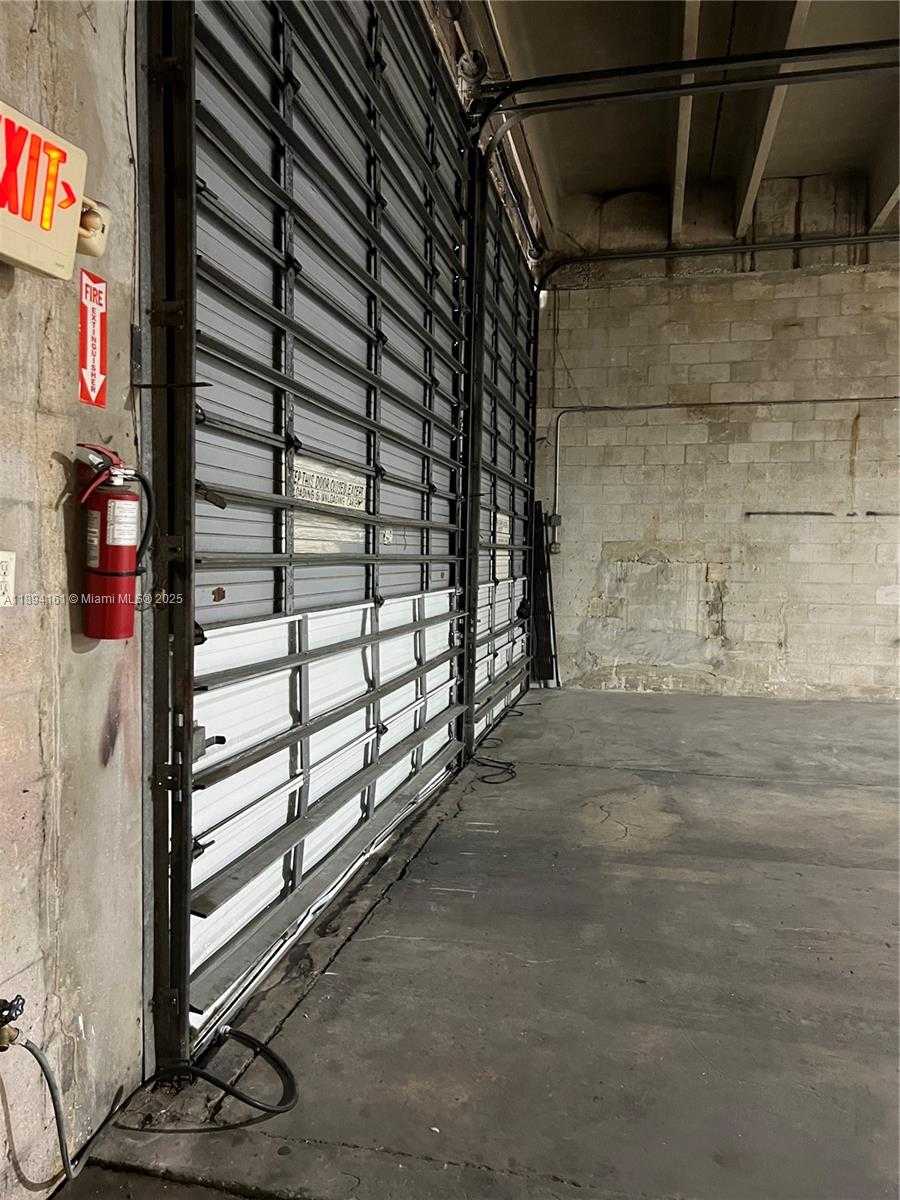 Small Image of 7278 NORTH WEST 70TH ST, Miami Number 2