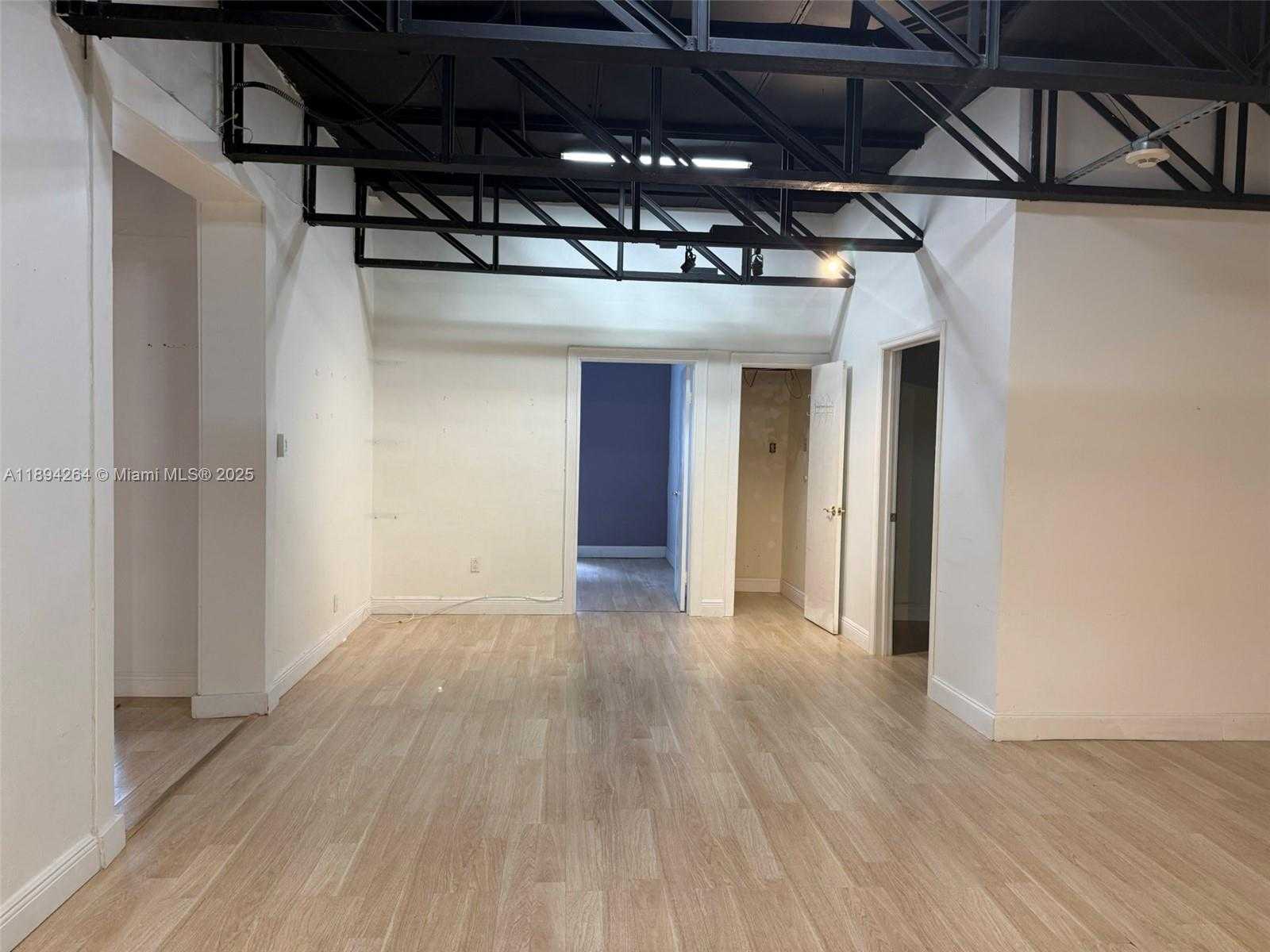 Small Image of 299 ALHAMBRA CIR #219/221/222, Coral Gables Number 3