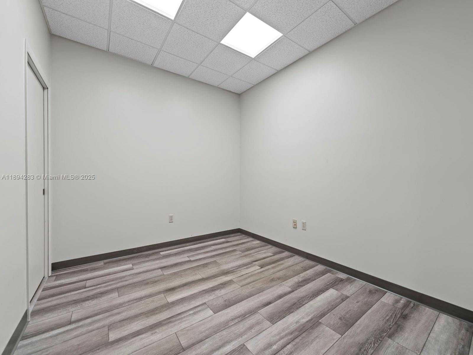 Small Image of 735 SHOTGUN RD #735, Sunrise Number 14