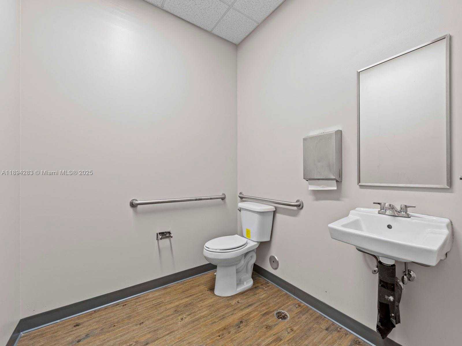 Small Image of 735 SHOTGUN RD #735, Sunrise Number 18