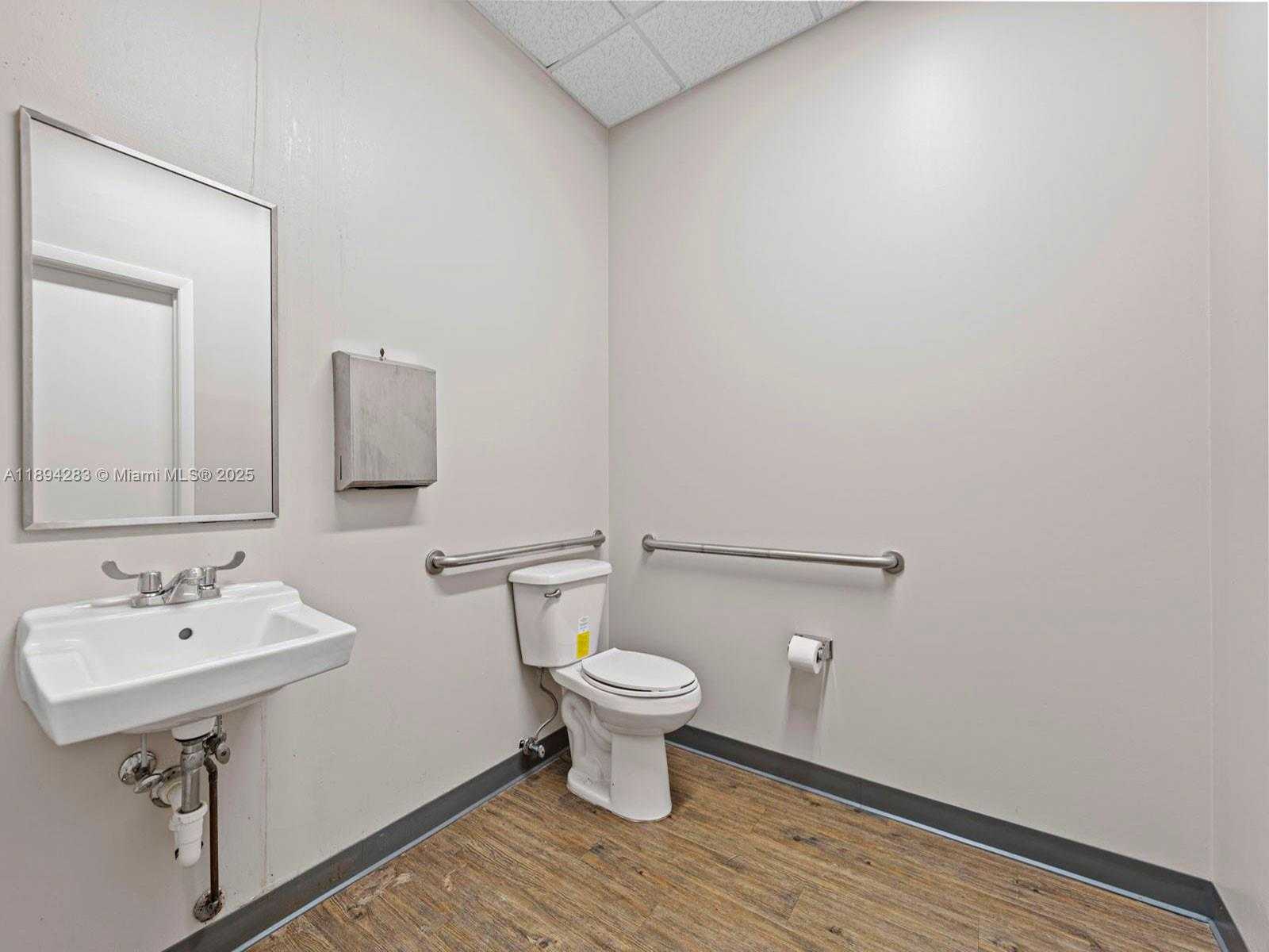Small Image of 735 SHOTGUN RD #735, Sunrise Number 19