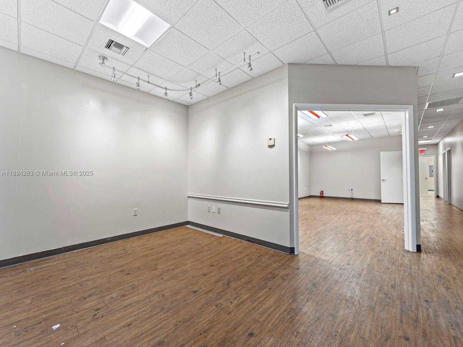 Small Image of 735 SHOTGUN RD #735, Sunrise Number 7