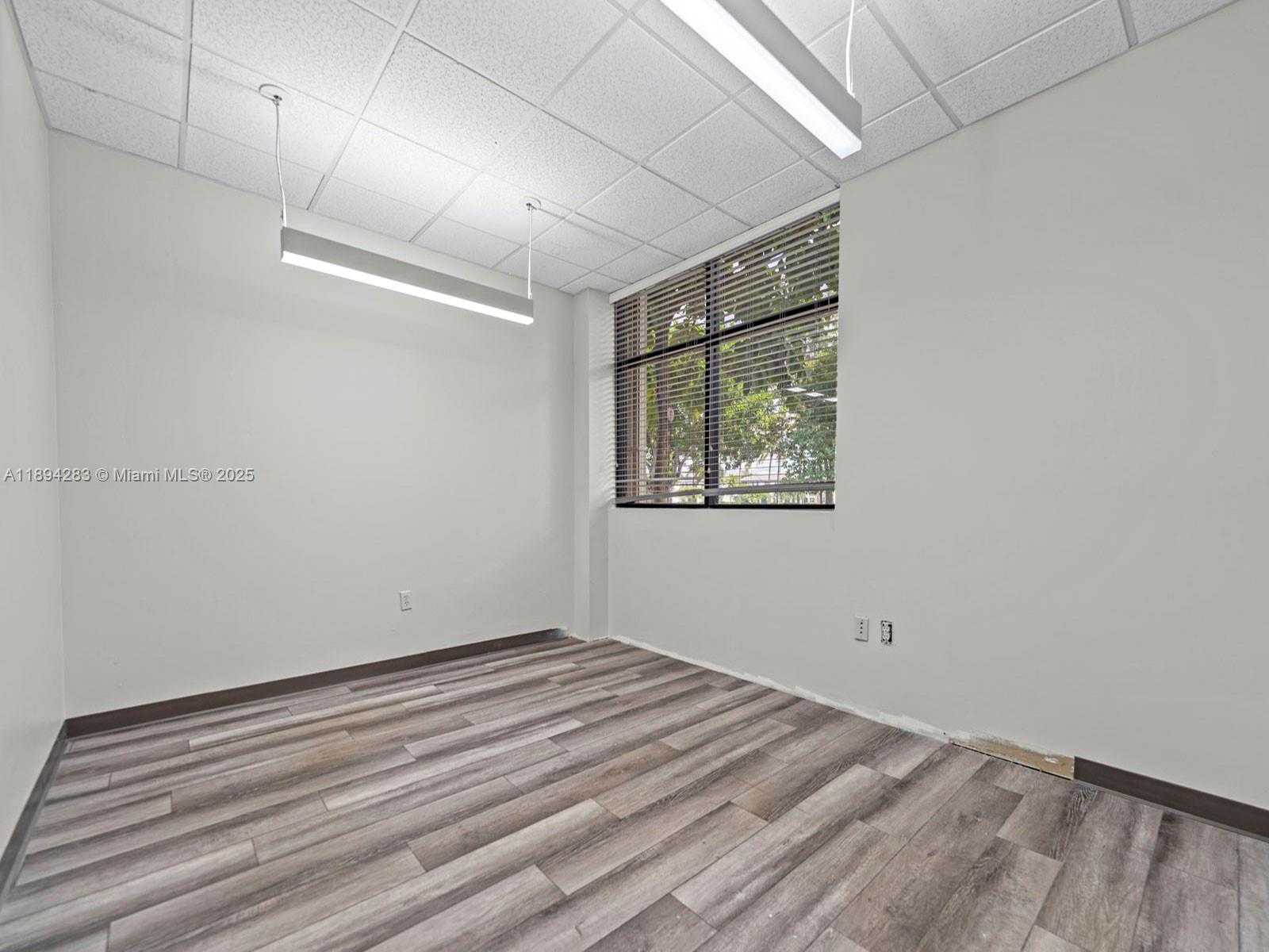 Small Image of 735 SHOTGUN RD #735, Sunrise Number 9