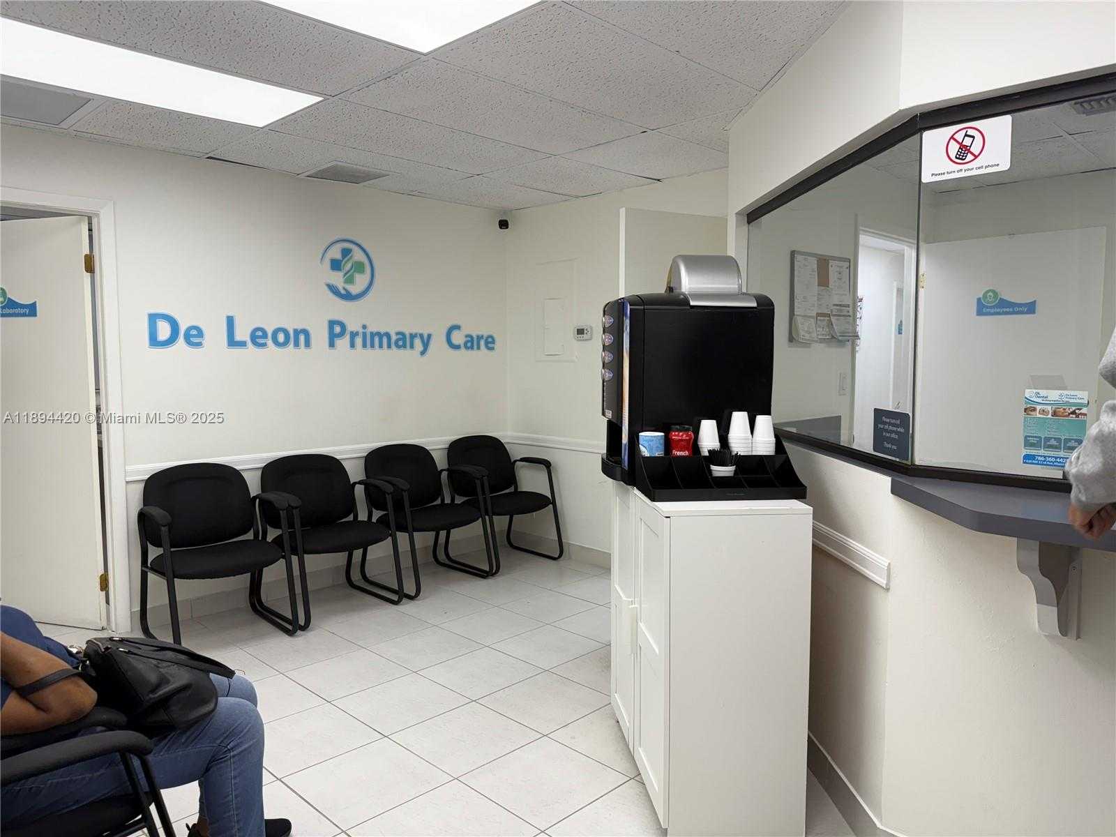 Small Image of 17101 NORTH EAST 19TH AVE, North Miami Beach Number 15