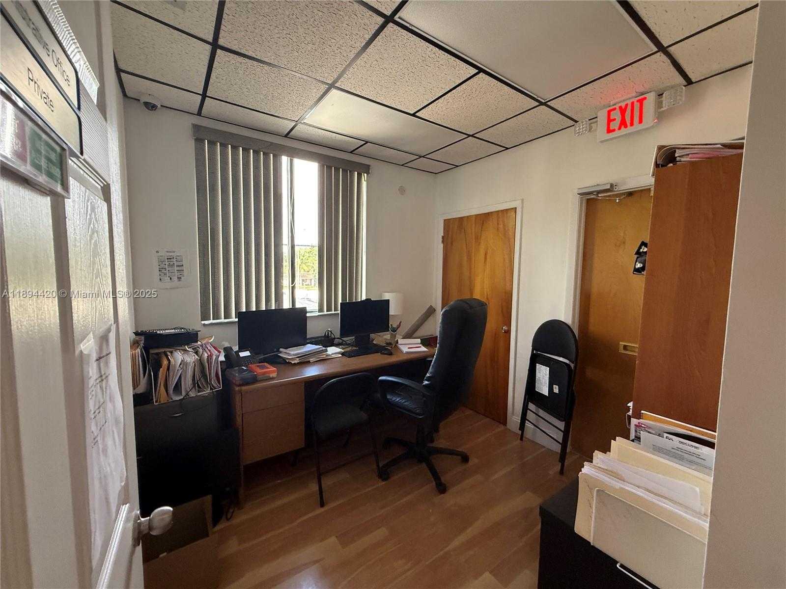 Small Image of 17101 NORTH EAST 19TH AVE, North Miami Beach Number 20