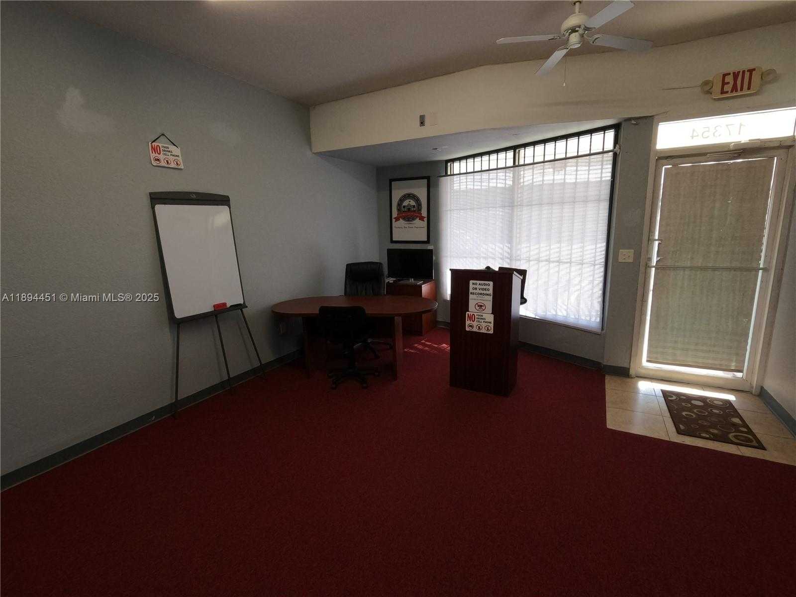 Small Image of 17354 SOUTH DIXIE HWY, Palmetto Bay Number 5