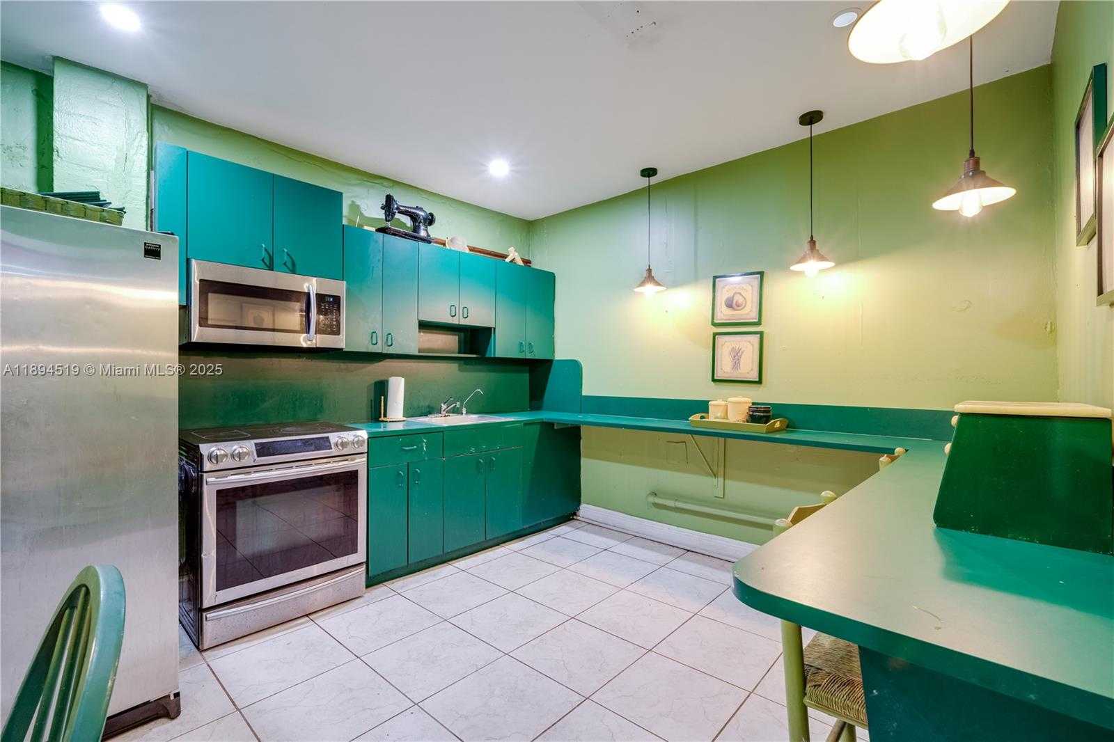 Small Image of 1121 NORTH WEST 29TH ST, Miami Number 19