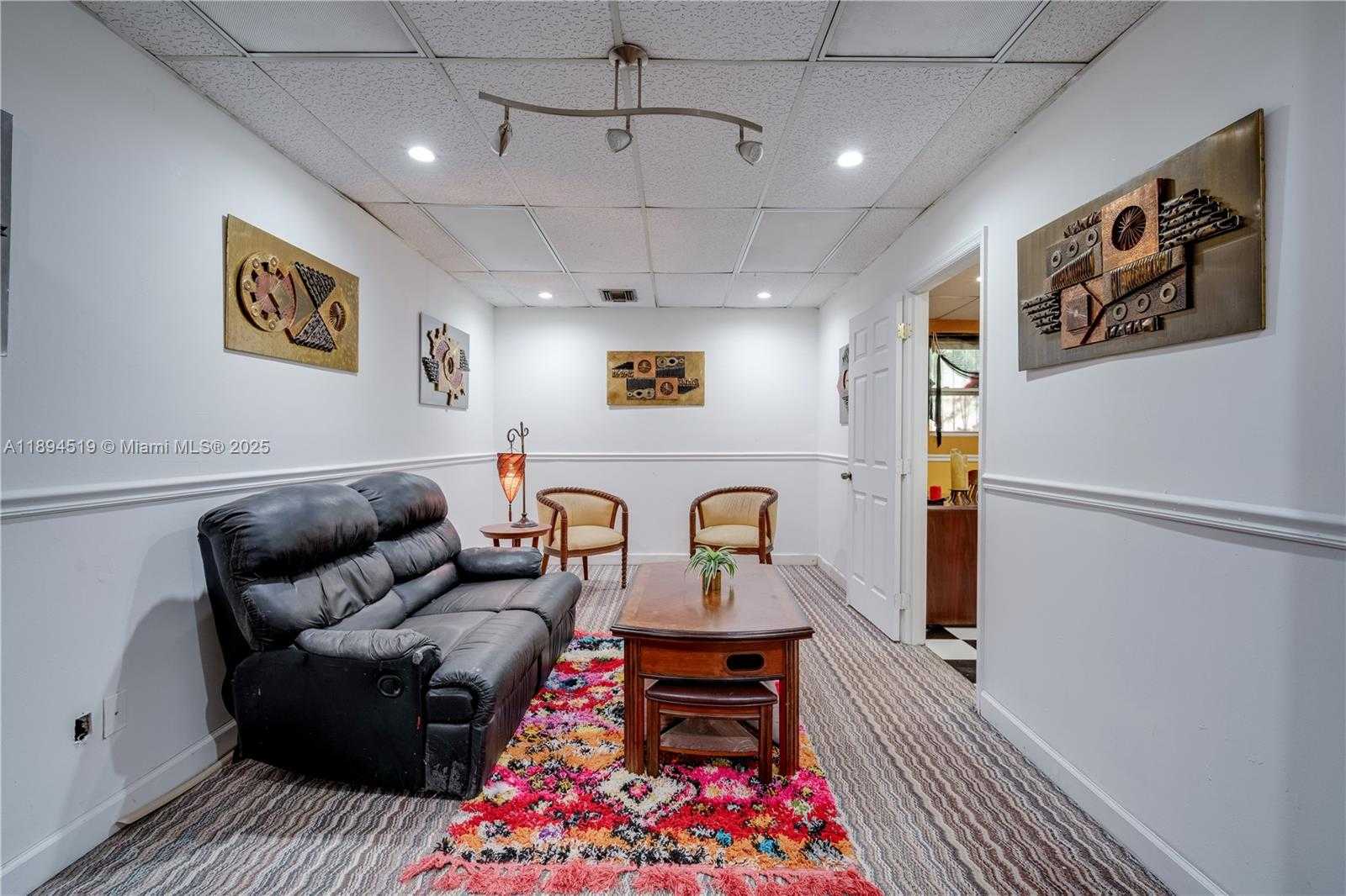 Small Image of 1121 NORTH WEST 29TH ST, Miami Number 25