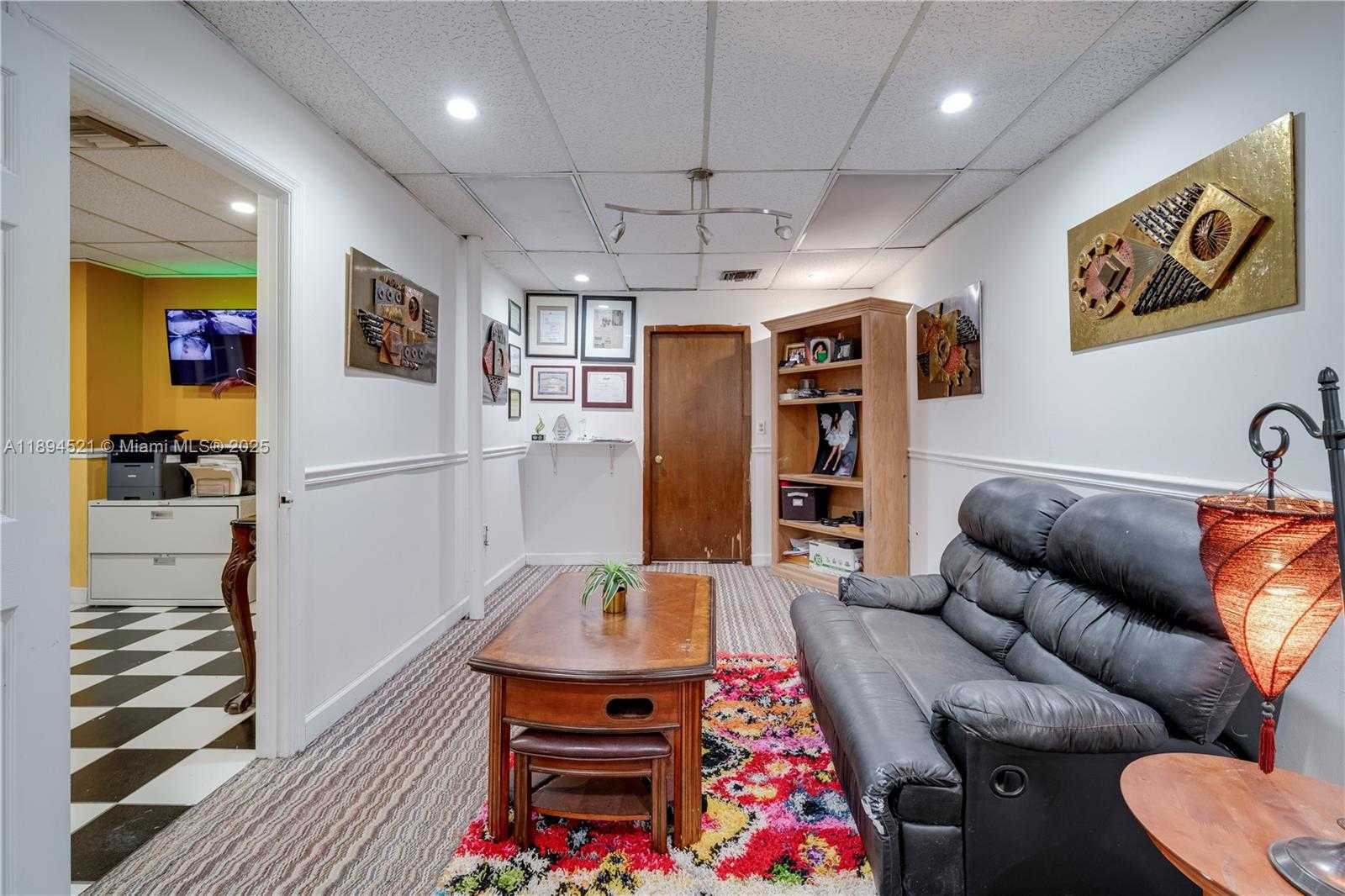 Small Image of 1121 NORTH WEST 29TH ST, Miami Number 17