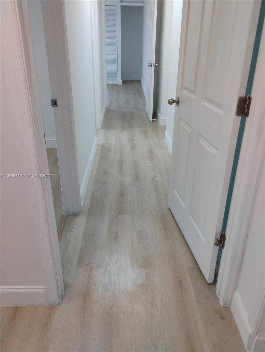 Small Image of 285 NORTH WEST 27TH AVE, Miami Number 3