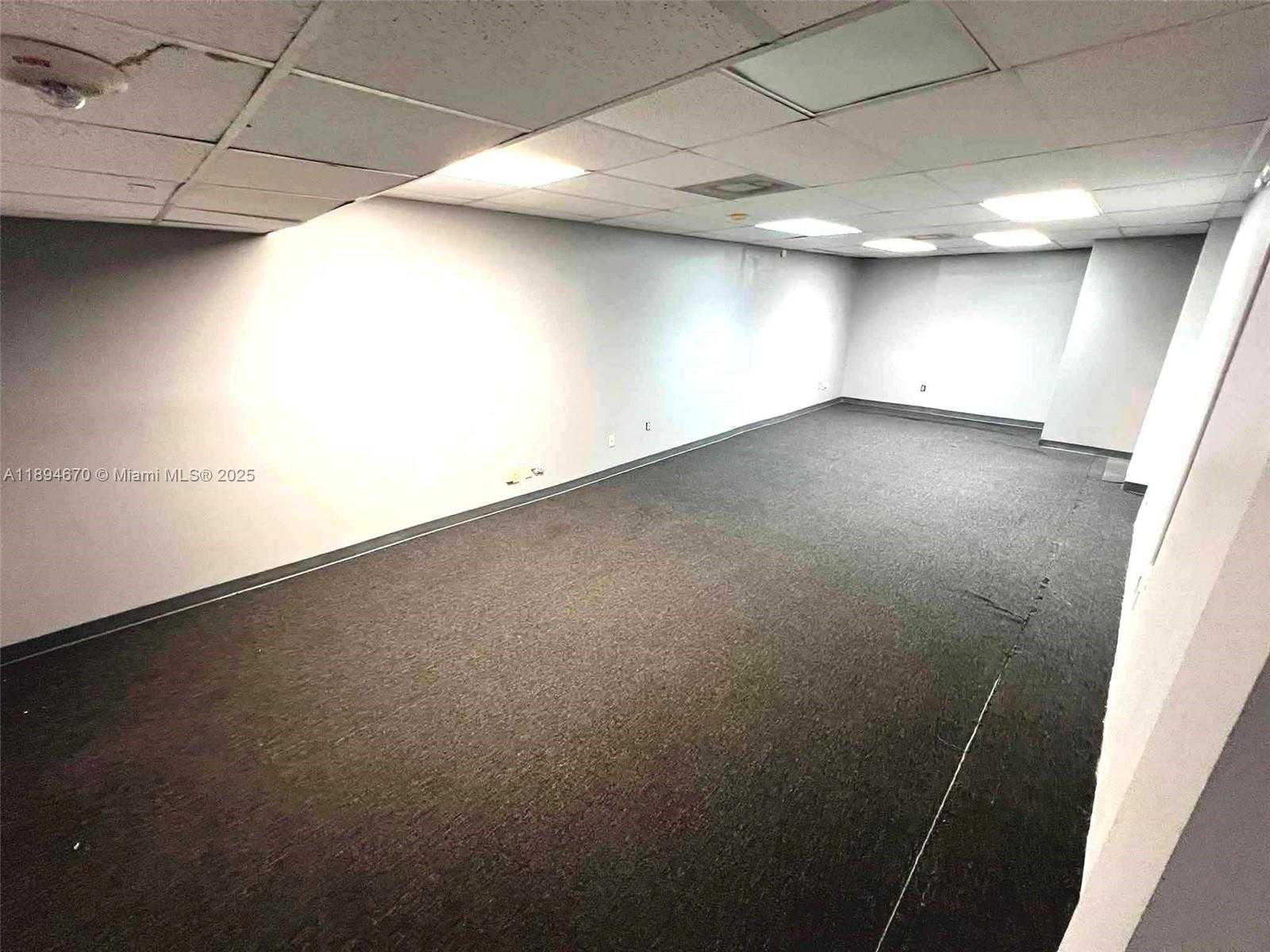 Small Image of 2727 EAST OAKLAND PARK BLVD #205A, Fort Lauderdale Number 12