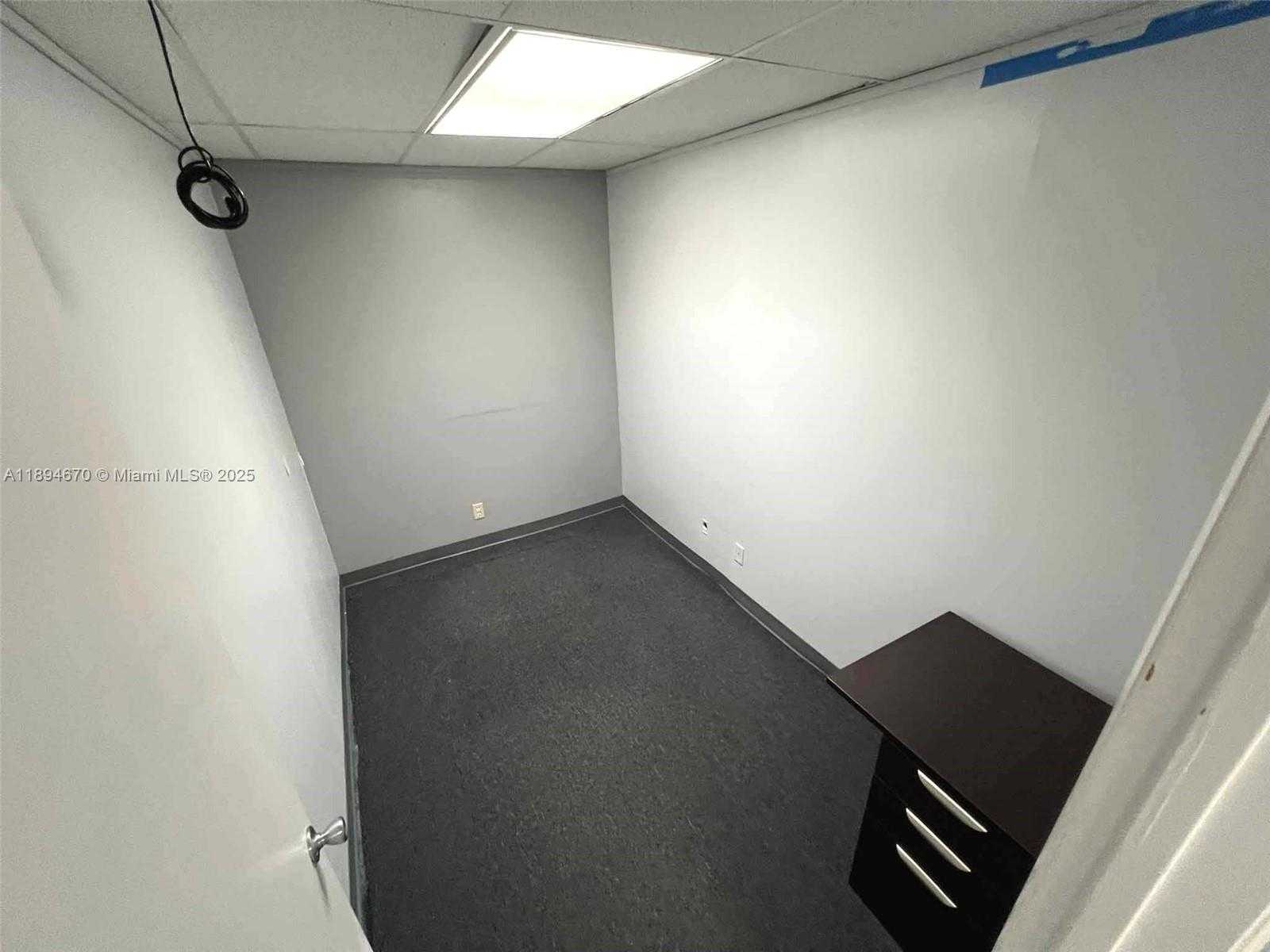 Small Image of 2727 EAST OAKLAND PARK BLVD #205A, Fort Lauderdale Number 18