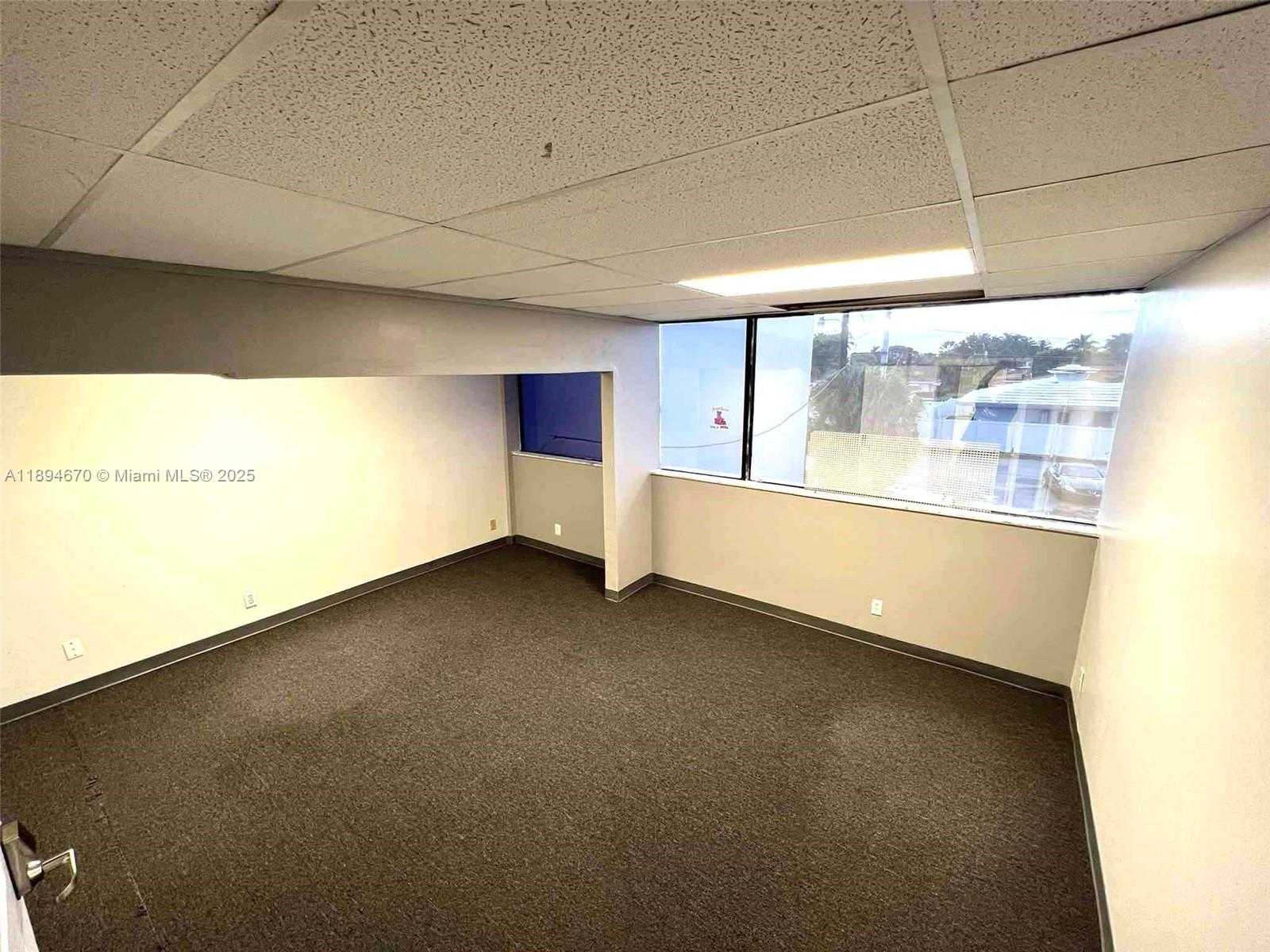 Small Image of 2727 EAST OAKLAND PARK BLVD #205A, Fort Lauderdale Number 20