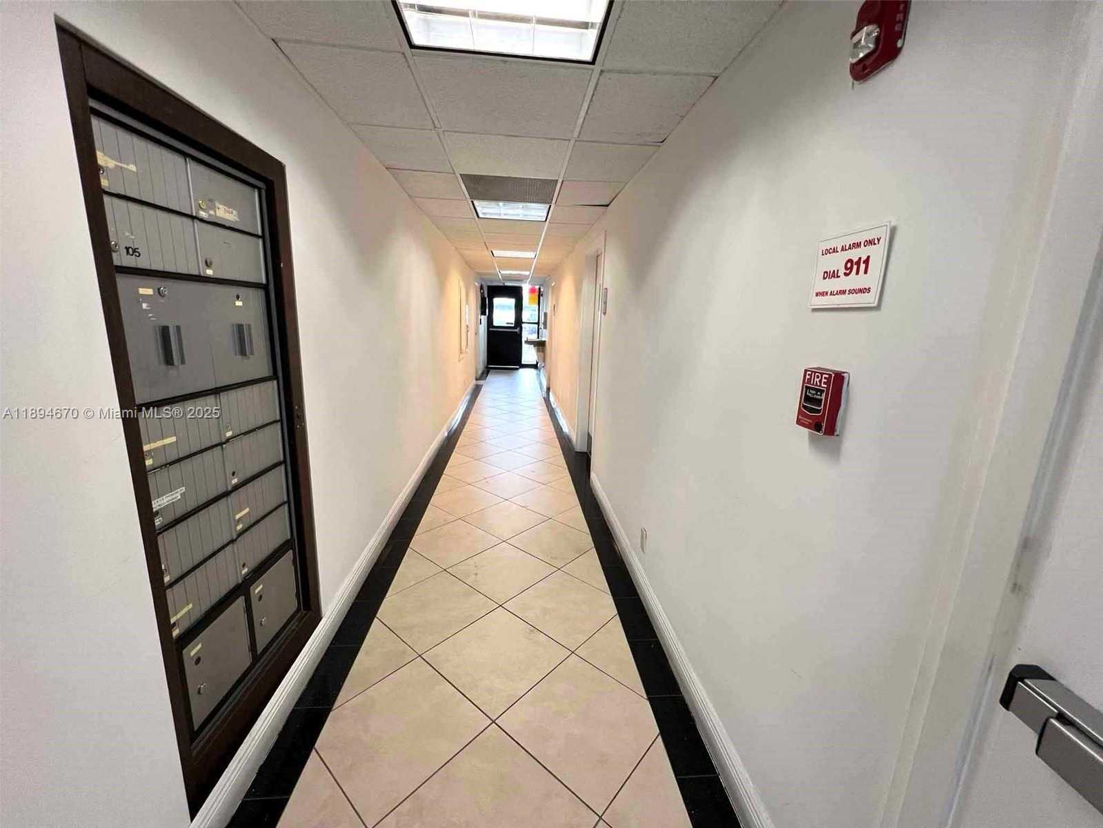 Small Image of 2727 EAST OAKLAND PARK BLVD #205A, Fort Lauderdale Number 6