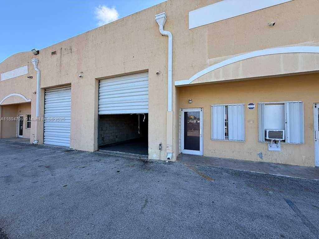 Small Image of 9190 NORTH WEST 119TH ST #7, Hialeah Gardens Number 2