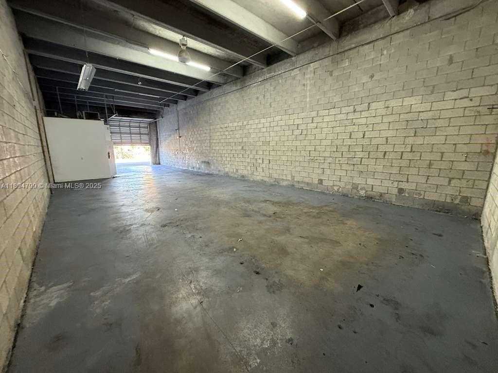 Small Image of 9190 NORTH WEST 119TH ST #7, Hialeah Gardens Number 4