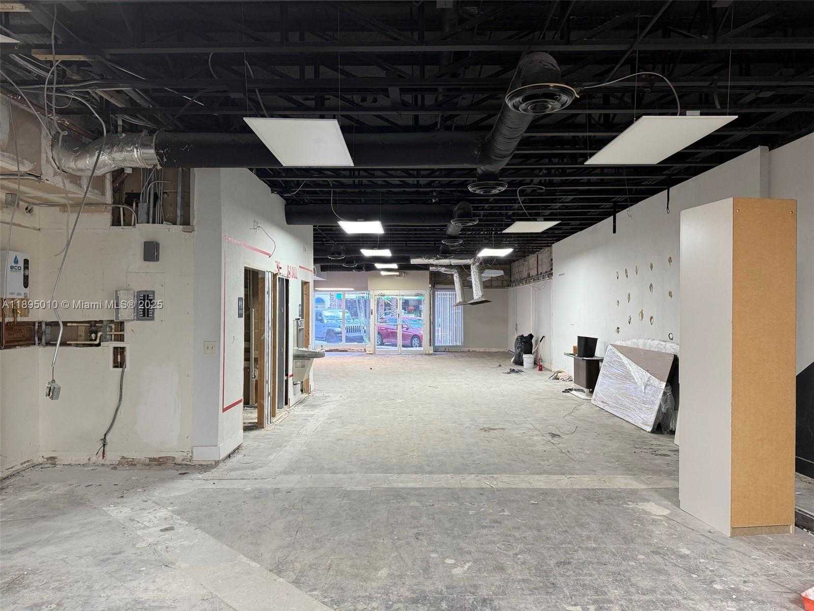 Small Image of 299 ALHAMBRA CIR #273, Coral Gables Number 5