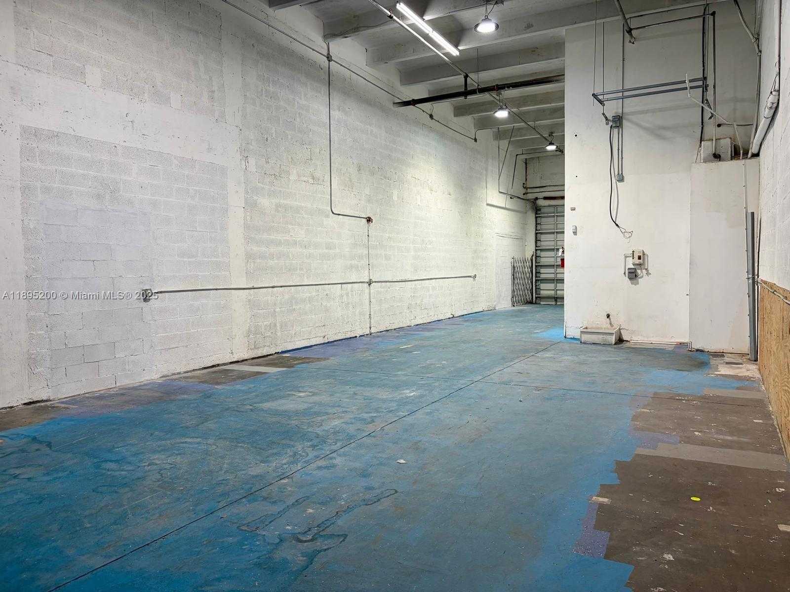 Small Image of 5101 NORTH WEST 79TH AVE #6, Doral Number 7