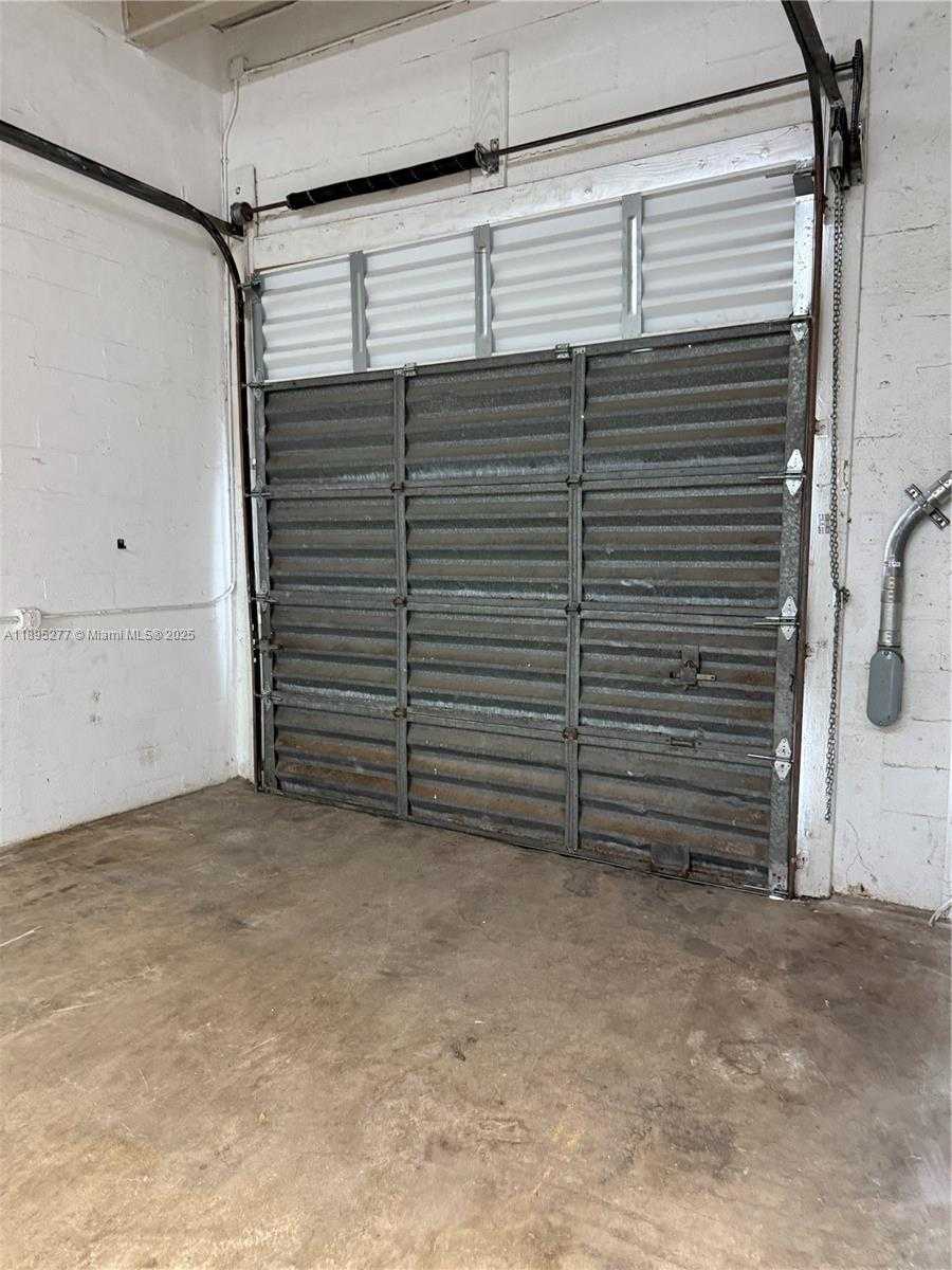 Small Image of 1870 NORTH WEST 21 TERRACE, Miami Number 11