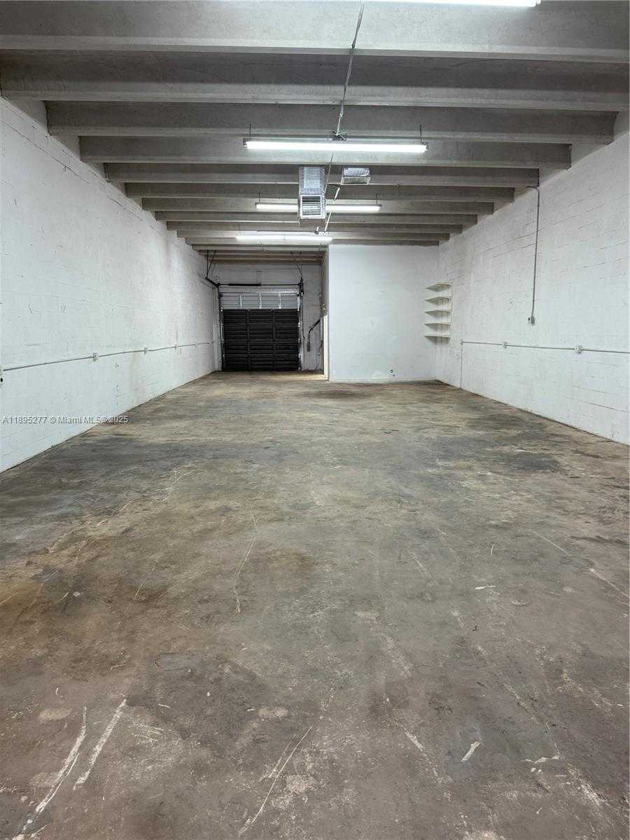 Small Image of 1870 NORTH WEST 21 TERRACE, Miami Number 12