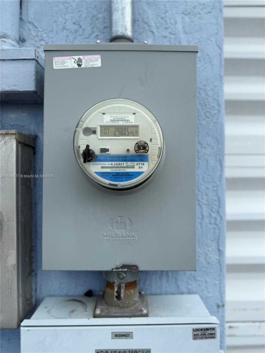 Small Image of 1870 NORTH WEST 21 TERRACE, Miami Number 17