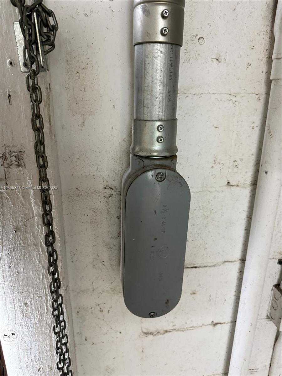 Small Image of 1870 NORTH WEST 21 TERRACE, Miami Number 6