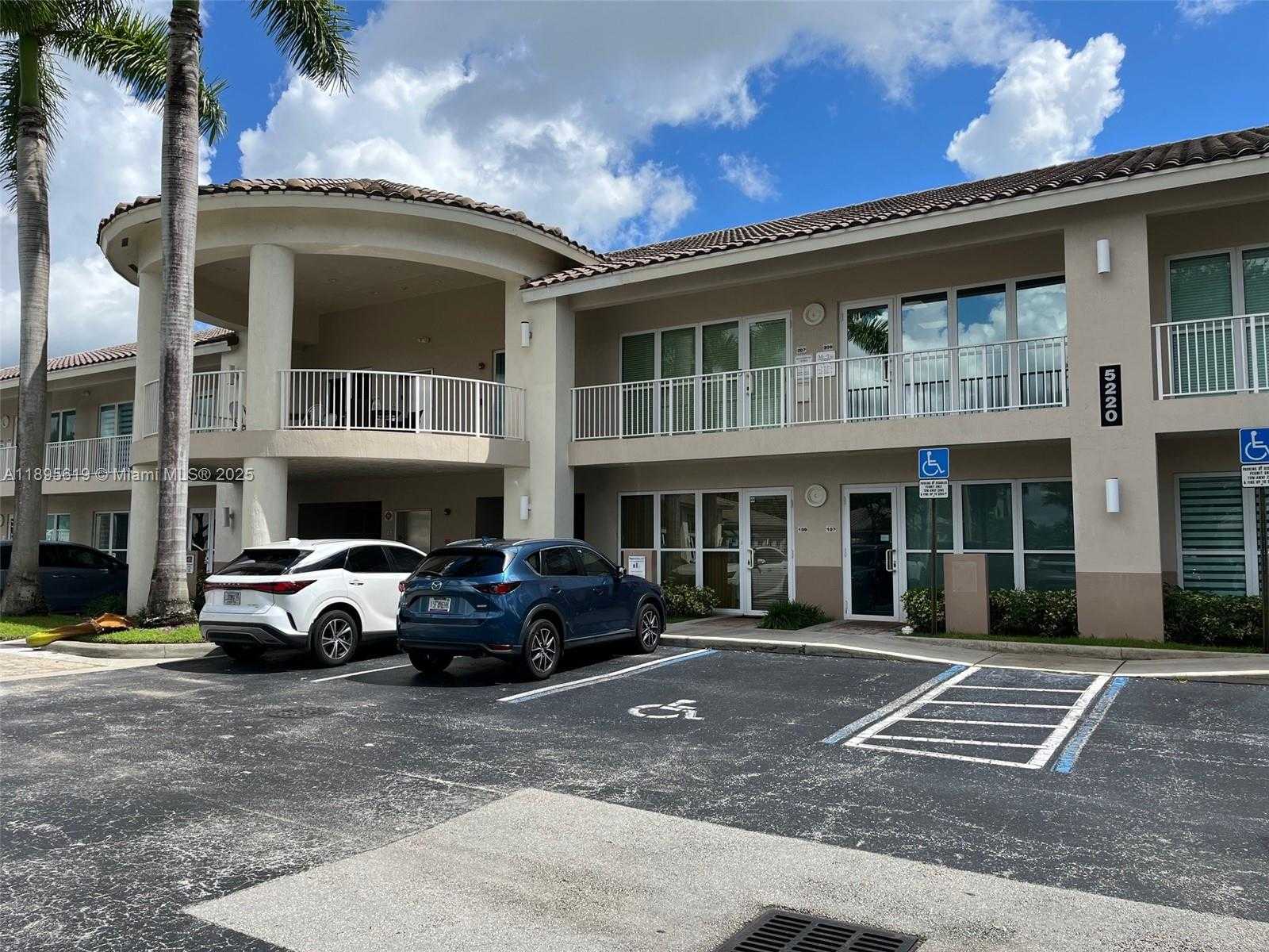 Small Image of 5220 SOUTH UNIVERSITY DR #106C, Davie Number 2