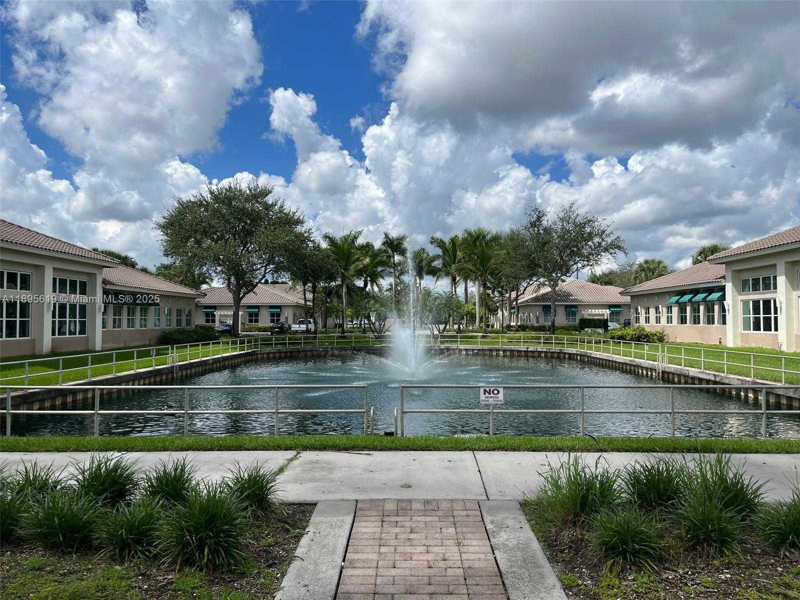 Small Image of 5220 SOUTH UNIVERSITY DR #106C, Davie Number 3